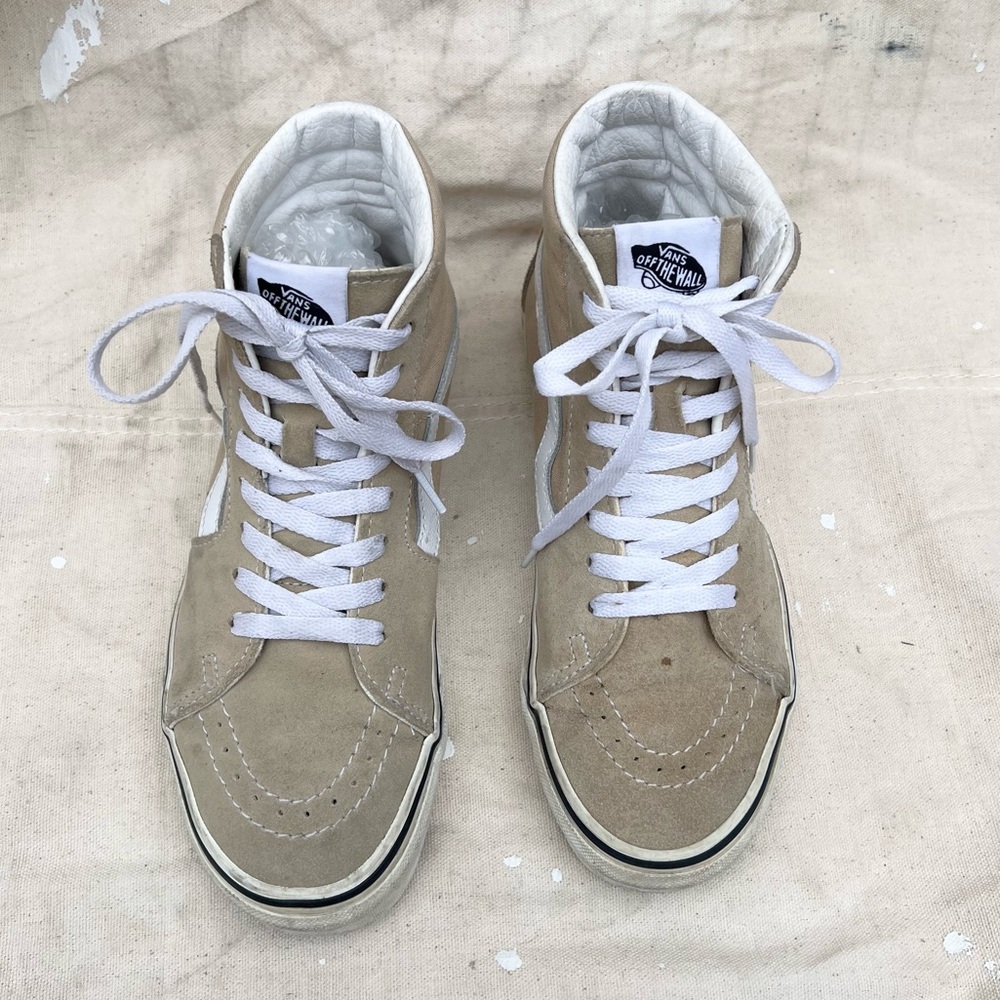 Vans Sk8-Hi Sneakers in Beige and White Women’s 7.5